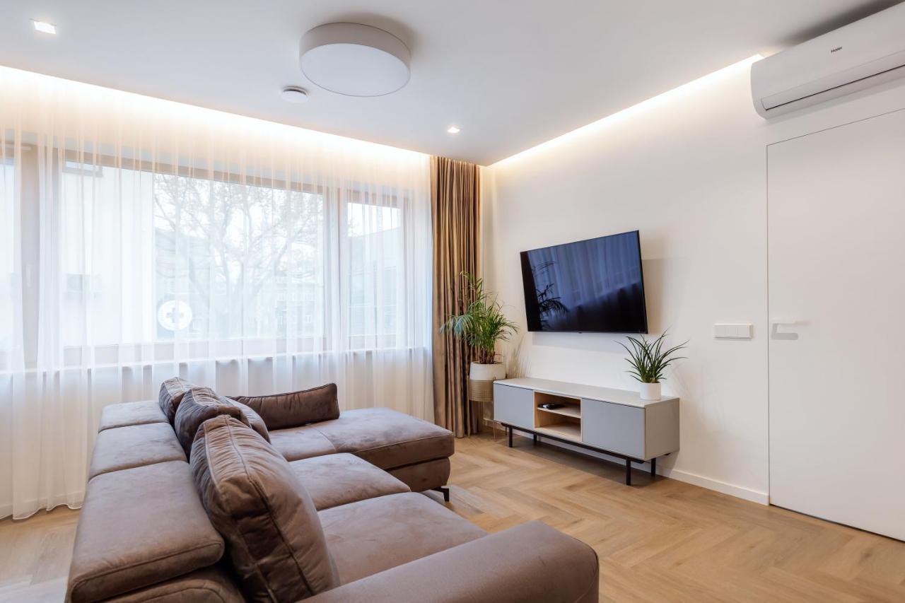 3 Bedroom Apart/24H Self Check In/Free Parking/Up To 6 People/ Vilnius Ngoại thất bức ảnh