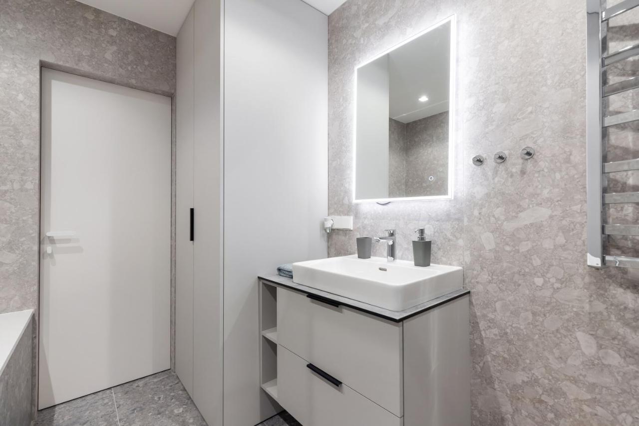 3 Bedroom Apart/24H Self Check In/Free Parking/Up To 6 People/ Vilnius Ngoại thất bức ảnh
